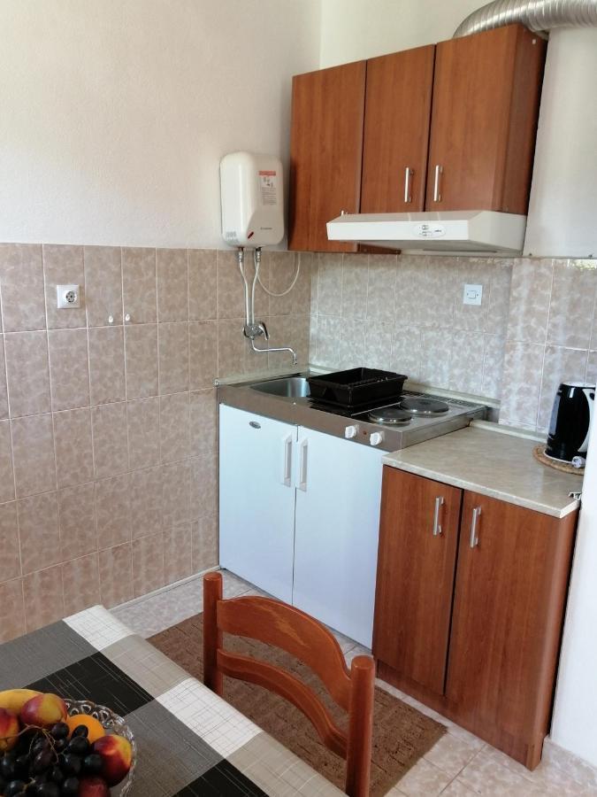 Lovely With Big Terrace In Apartment